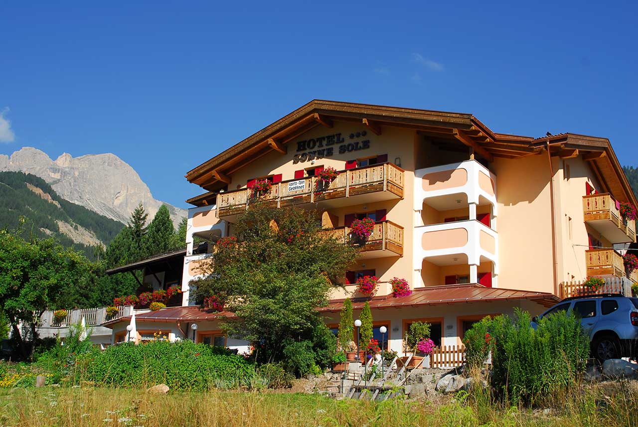 E Motorrad Vigo motorradhotel in vigo di fassa dem fassatal E Motorrad Vigo motorradhotel in vigo di fassa dem fassatal